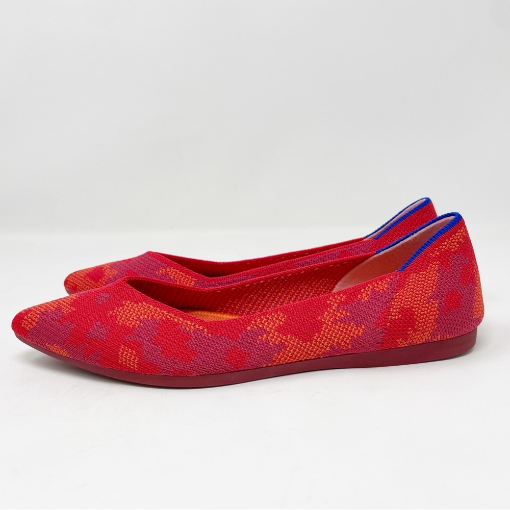 Rothy’s Red Botanicamo Point Shoe Red Camo Style Orange Abstract Flowers Floral - Picture 2 of 4